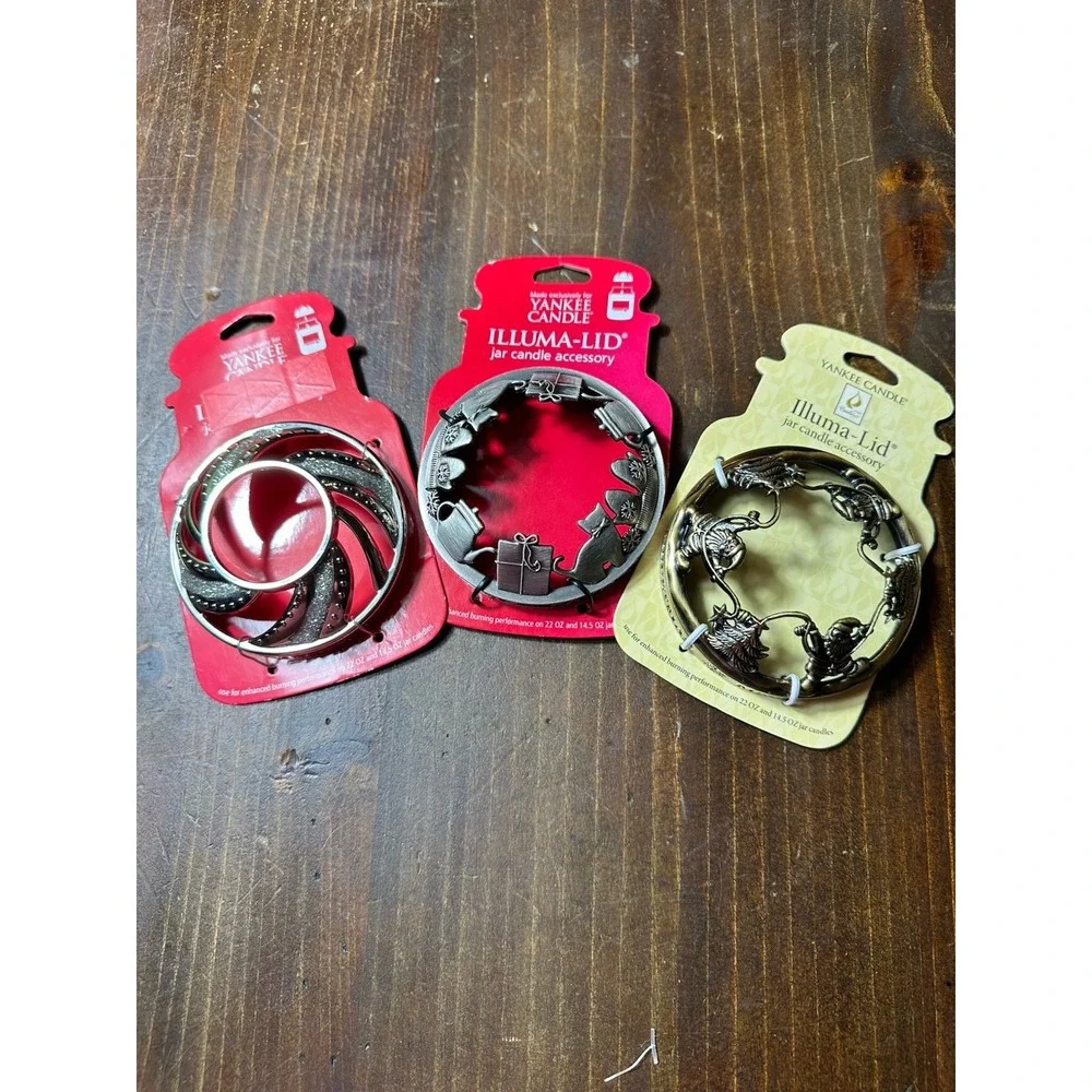 Yankee Candle 3 Lot Illuma Lid Topper Metal Christmas Gifts Santa Cats Decor